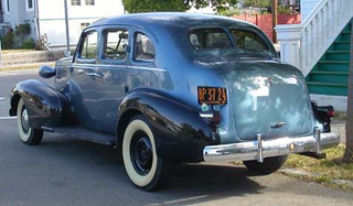 Illustration for article titled 1937 Cadillac V8